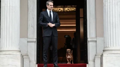 Έφυγε ο Πίνατ από το Μέγαρο Μαξίμου - Που βρίσκεται ο σκύλος του Κυριάκου Μητσοτάκη μετά την τελετή παράδοσης