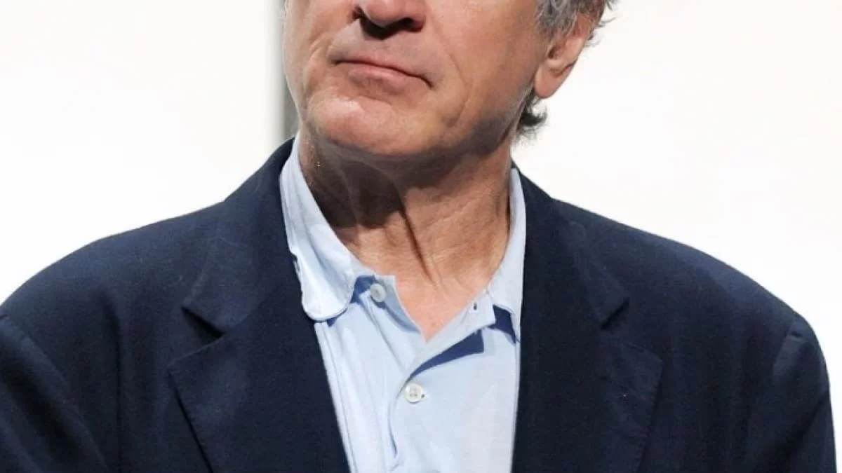 Μπαμπάς για 7η φορά στα 79 του - "Έσκασαν" τα ευχάριστα για αγαπημένο ηθοποιό