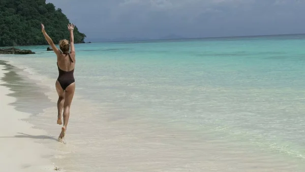 Summer body loading... Το καλοκαιράκι πλησιάζει και ερχόμαστε όλο και πιο κοντά με τα καλοκαιρινά μπάνια!