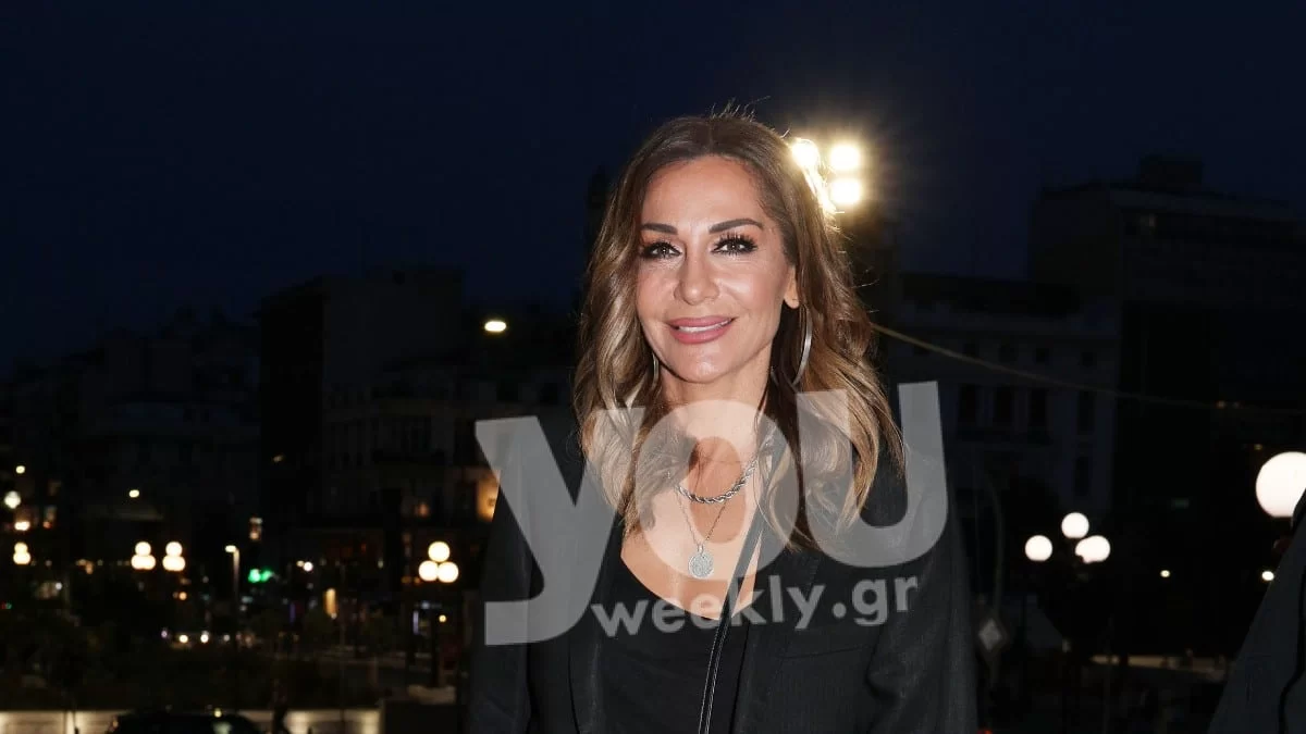 Χαλαρή με αθλητικά ρούχα - Το πρόσωπο της Δέσποινας Βανδή χωρίς ίχνος μακιγιάζ