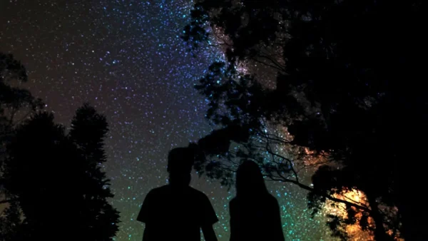 "Μέχρι τη Δευτέρα 15/05, που μπαίνει στο παιχνίδι και ο Ποσειδώνας..." - Ευχάριστα νέα από την MagicFariel για τα ερωτικά των ζωδίων