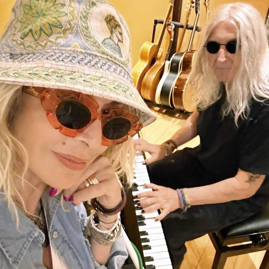 άννα βίσση καρβέλας