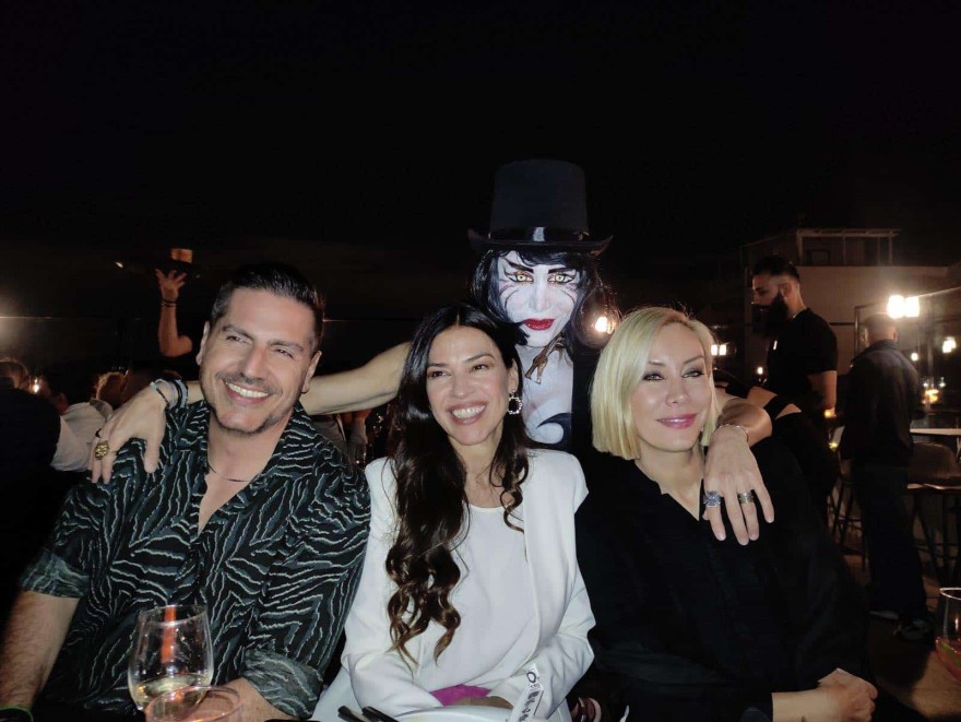 Swell: Παρέλαση επωνύμων στα γενέθλια του Angelo