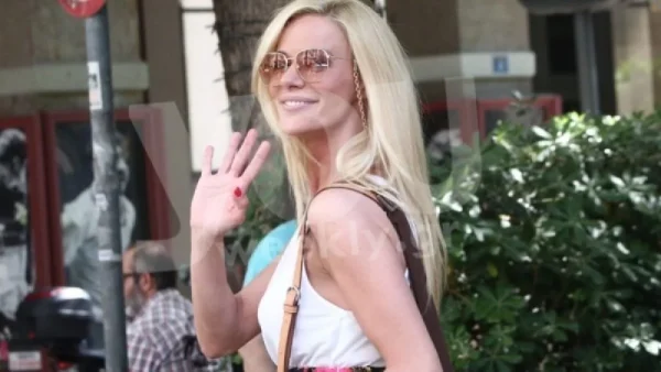 Λίγες μέρες μετά τον "σάλο" με την αεροπορική εταιρεία - Η απόφαση του ΑΝΤ1 για την Ζέτα Μακρυπούλια