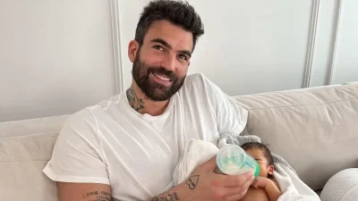 Η αντίδραση του Νουνίτο όταν βλέπει τη μαμά του - ''Έλιωσαν'' Τούνη & Αλεξάνδρου με το γιο τους (Βίντεο)