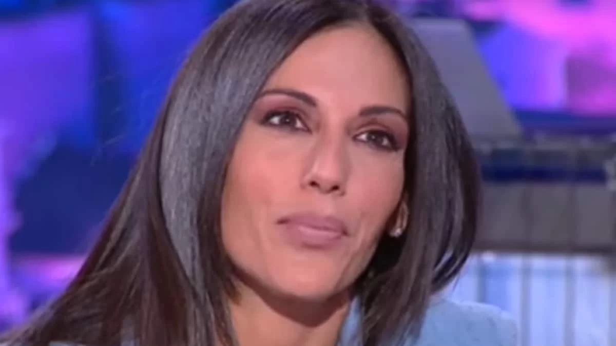 «Έκανα μια ερώτηση και υπήρχε μόνο ο κ. Χασαπόπουλος δίπλα, δεν υπήρχα εγώ» - Πρωτοφανής αποκάλυψη από την Ανθή Βούλγαρη