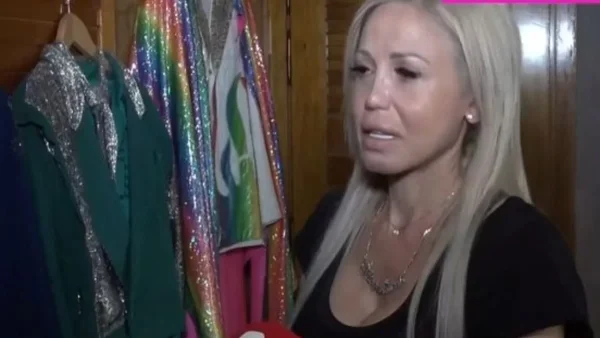 «Θα φτιάξω οικογενειακό τάφο και θα περιμένω να είμαστε όλοι μαζί» - Σπάραξε η Άννα Φλωρινιώτη για τον πατέρα της