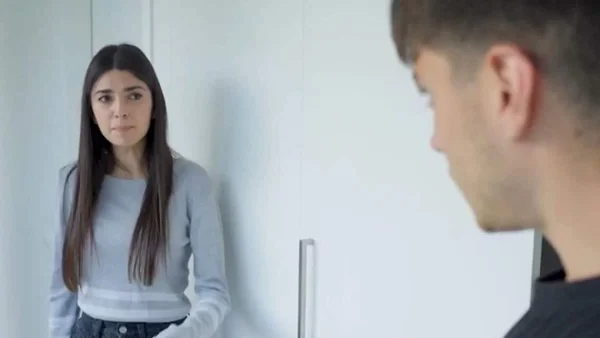 Γη της Ελιάς: «Πάτε καλά; Έλεος ρε Βάνα» - Έξαλλοι οι τουιτεράδες με την Ιφιγένεια Τζόλα