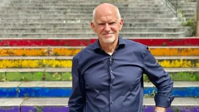 Κριτής σε διαγωνισμό μαγειρικής ο Γιώργος Παπανδρέου - Εικόνες από τα γυρίσματα