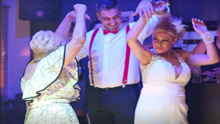 Γωγώ Γαρυφάλλου