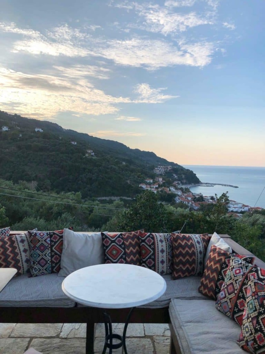 El resto bar: Το εστιατόριο στο Πήλιο που διακρίθηκε για 2η συνεχόμενη χρονιά ως ένα από τα καλύτερα της Ελλάδας