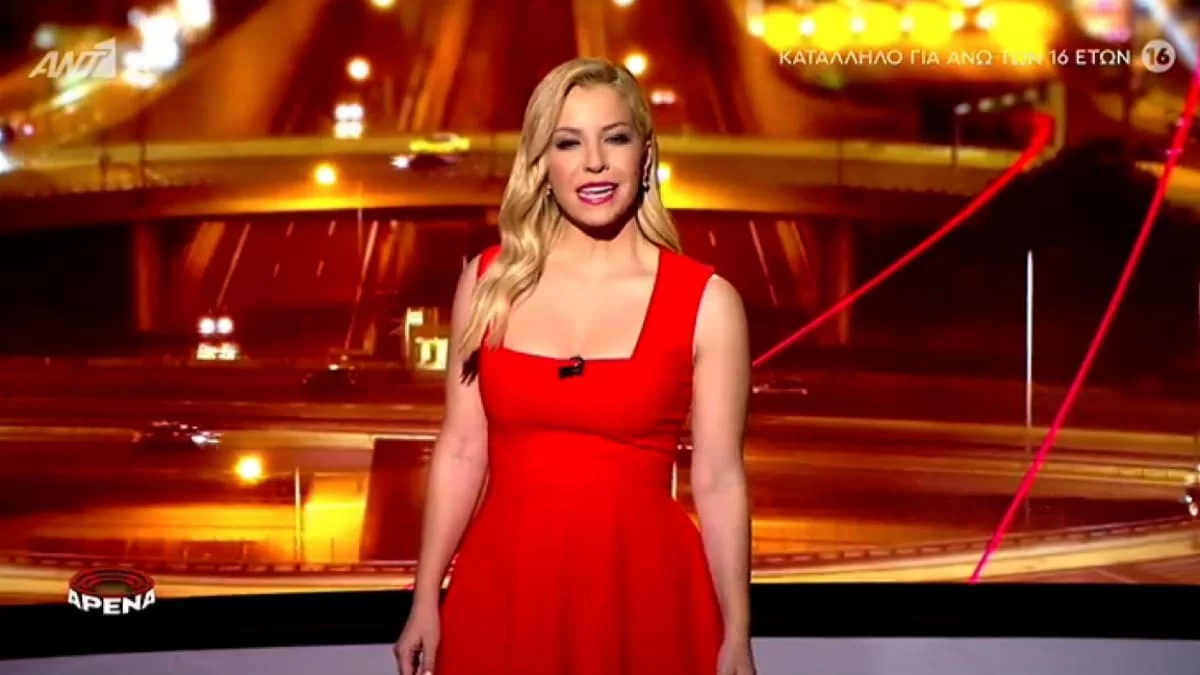 Πρεμιέρα για την Μαρία Αναστασοπούλου στην Αρένα του ΑΝΤ1 - "Φωτιά" στο στούντιο με το κατακόκκινο φόρεμά της