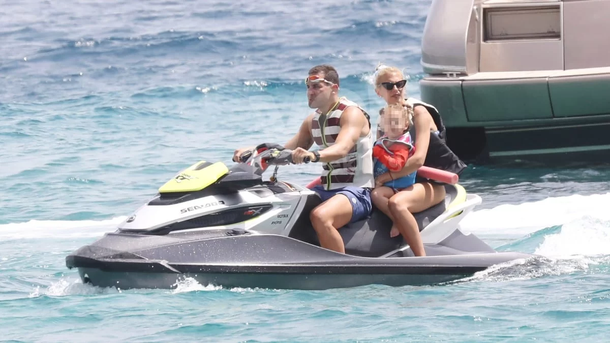 Προβλήματα για την κόρη του Mr.Jumbo - Ακύρωσε την βάφτιση του 2ου παιδιού της στη Μύκονο η Χριστίνα Βακάκη