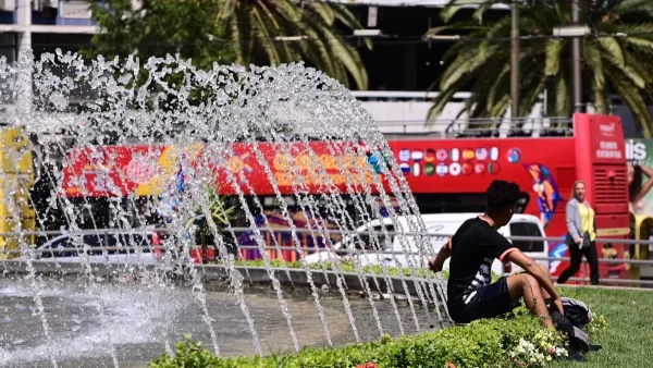 Καιρός 7/7: Βάλτε αντηλιακό πριν βγείτε από το σπίτι - Άνοδος της θερμοκρασίας με 38άρια σε πολλές περιοχές της Ελλάδας