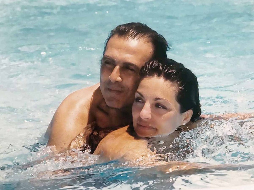 Άντζελα Γκερέκου: 2 χρόνια χωρίς τον Τόλη Βοσκόπουλο - Σπάνιες κοινές τους φωτογραφίες από καλοκαιρινές διακοπές