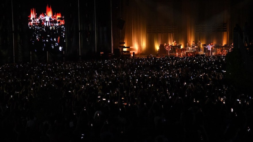 Η μαγική επιστροφή των Arctic Monkeys στην Ελλάδα