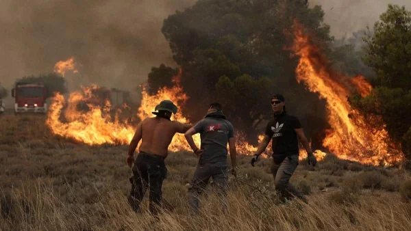 Σε πύρινο κλοιό η χώρα - Παραπάνω από 60 τα μέτωπα με φωτιές
