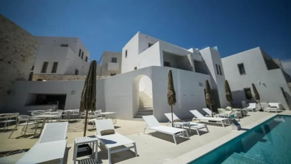 Anemolethe Suites Hotel: Ανακαλύψαμε ένα ολοκαίνουργιο διαμάντι στην Κίμωλο και εξασφαλίσαμε μια σούπερ προσφορά γνωριμίας για εσάς!