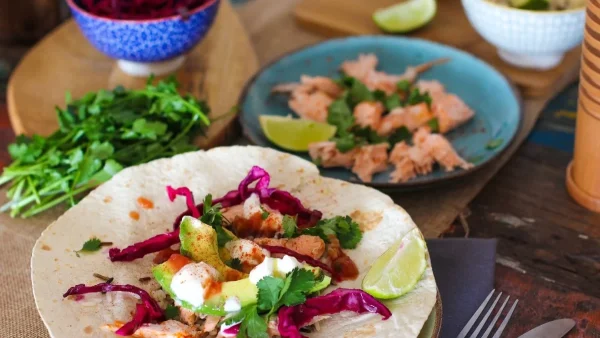 Για τις ημέρες του καύσωνα: Τα 3 top δροσερά, γρήγορα κι ελαφριά φαγητά