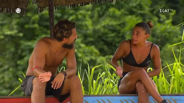 Survivor All Star: «Είσαι τρελαμένη και σου φταίω εγώ;» - Τσακώθηκαν Κατσούλης & Μαριαλένα! Τεράστια αμηχανία στον πάγκο