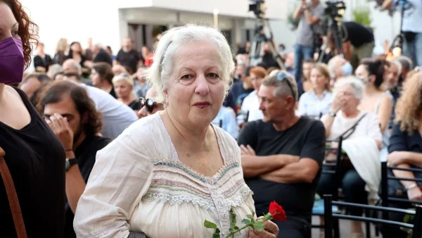 Ελένη Γερασιμίδου: «Έχω φύγει νύχτα από γραφείο σκηνοθέτη»