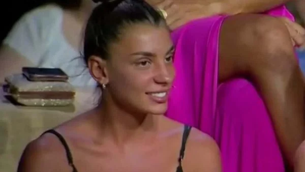 Survivor all star: «Η τελευταία σε δημοφιλία στην 24ωρη, πήγε σπρωχτή ανάξια στο Γαλάτσι» - Κατακραυγή στο twitter για τη Μαριαλένα Ρουμελιώτη
