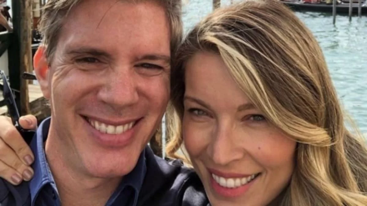 Μαριέττα Χρουσαλά: Με καυτό μπικίνι στην αγκαλιά του  Λέοντα Πατίτσα