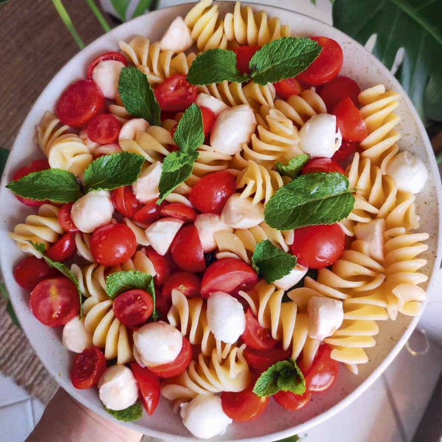 Έλενα Παπαρίζου: Η νέα της εμφάνιση - Τι έκανε και δείχνει πιο αδύνατη από ποτέ