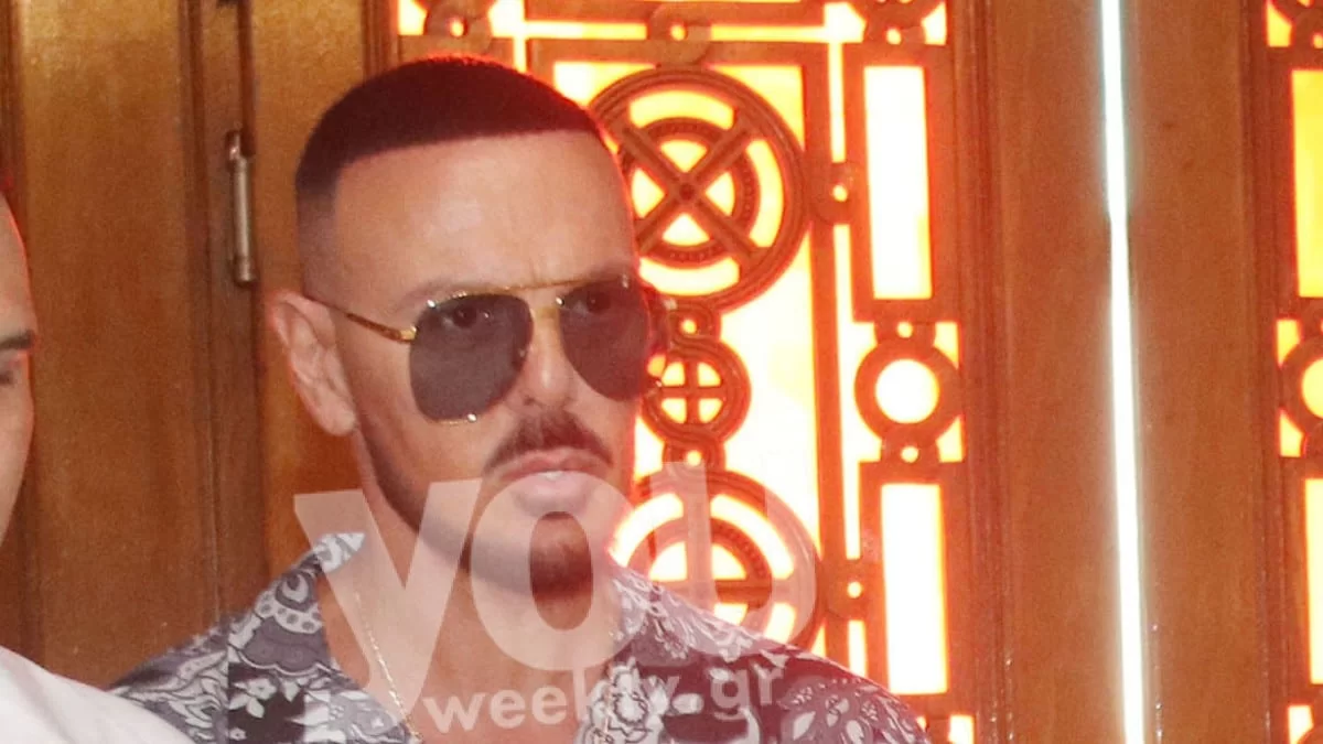 Έγινε νονός ο Νίκος Βουρλιώτης - Δίπλα του έστεκε η μοναχοκόρη του, Δέσποινα με λευκό φορεματάκι