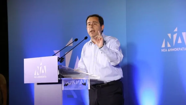 Παραιτήθηκε ο Υπουργός Προστασίας του Πολίτη, Νότης Μηταράκης - Η πρώτη αντίδραση στα social media