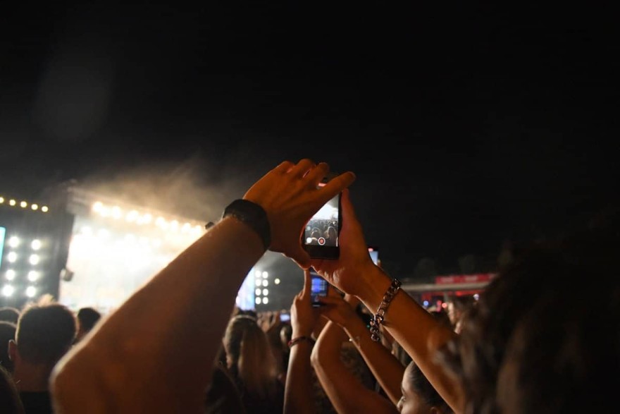 Η μαγική επιστροφή των Arctic Monkeys στην Ελλάδα