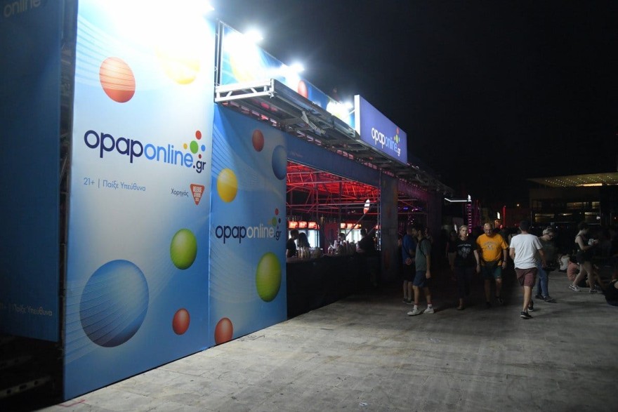 Η μαγική επιστροφή των Arctic Monkeys στην Ελλάδα