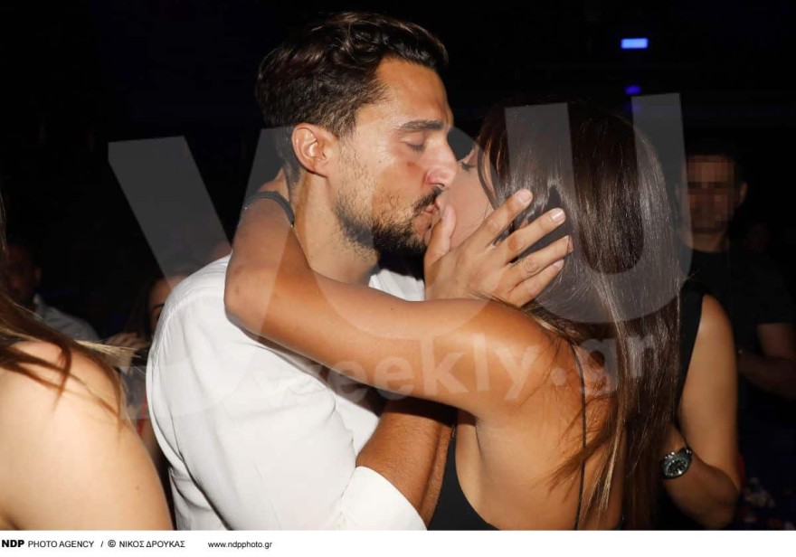 Συναισθηματικά φορτισμένος ο Σάκης Κατσούλης: Τα κλάματά του σε πάρτι των Survivors στο Romeo