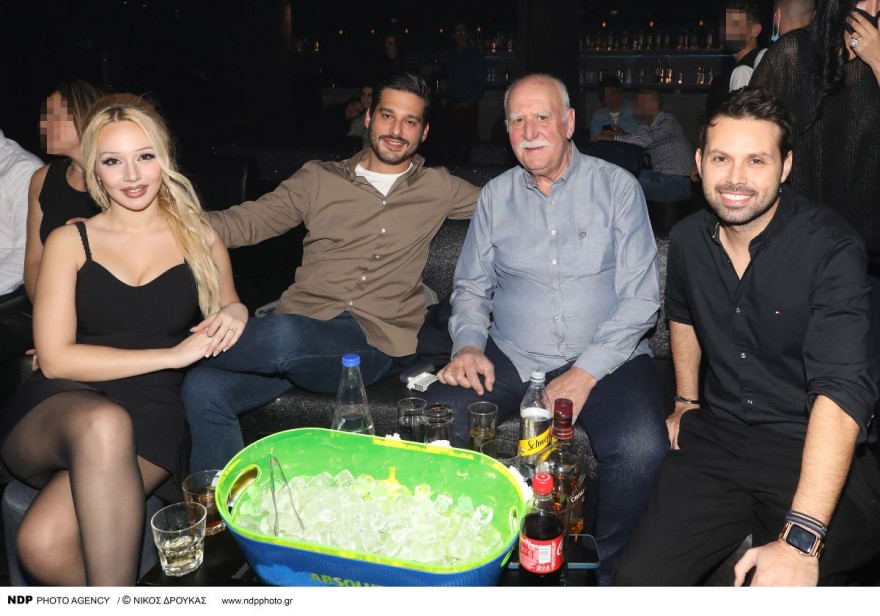 Φοίβος Παπαδάκης: Η σχέση της συντρόφου του, Αλίκη, με τον μπαμπά του, Γιώργο Παπαδάκη