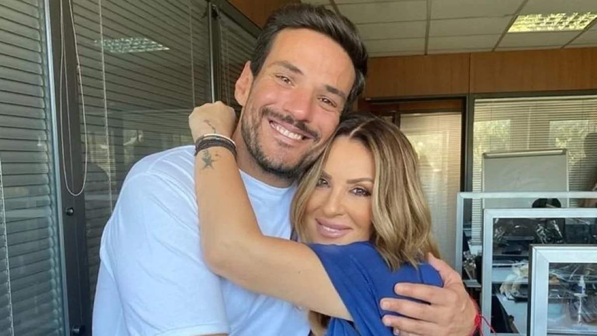 «Αγάπη μου...» - Το σχόλιο της Ναταλίας Γερμανού στην ανάρτηση του Κώστα Τσουρού για τη νέα του εκπομπή στο MEGA