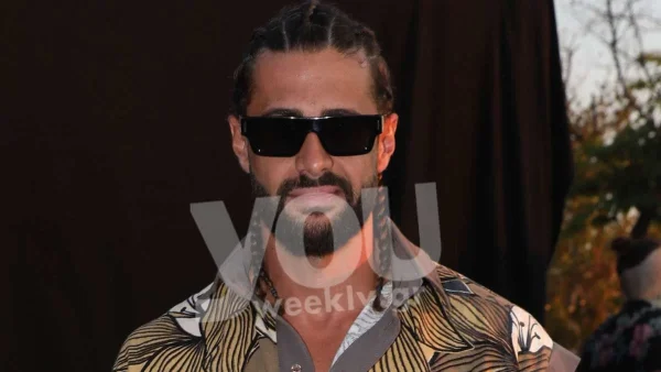 Survivor all star: Όλοι κοιτούσαν το Βασάλο με το φλοράλ σετ & τα κοτσιδάκια του - Έτσι εμφανίστηκε στον τελικό του Γαλατσίου