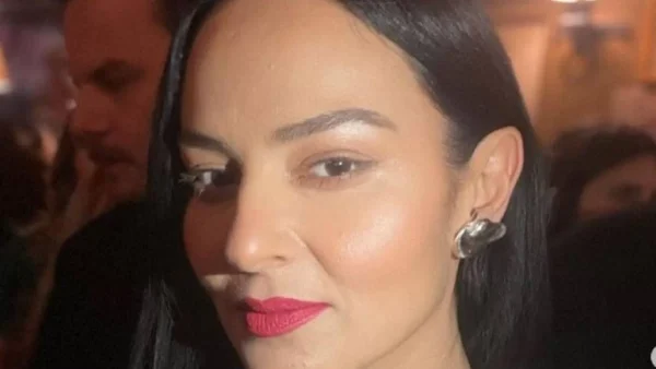 Η φαντασμαγορική τούρτα για τα γενέθλια της Ζενεβιέβ Μαζαρί