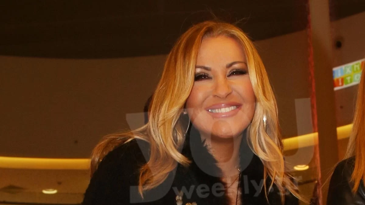 Είχε γράψει πασίγνωστο κομμάτι για γκέι ζευγάρι που κρυβόταν πριν από 21 χρόνια - Η αποκάλυψη της Γερμανού