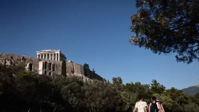 Καιρός 31/8: Στα δυτικά λίγες νεφώσεις τοπικά αυξημένες με σποραδικές βροχές! Στην υπόλοιπη χώρα...