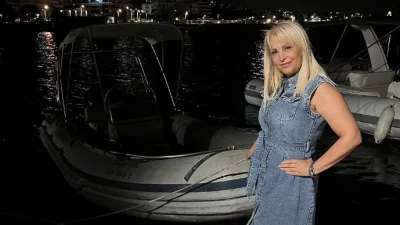 «Θα λογοδοτήσει κάποιος για αυτό το έγκλημα;» - Σε έξαλλη κατάσταση ξέσπασε δημόσια η Τέτα Καμπουρέλη