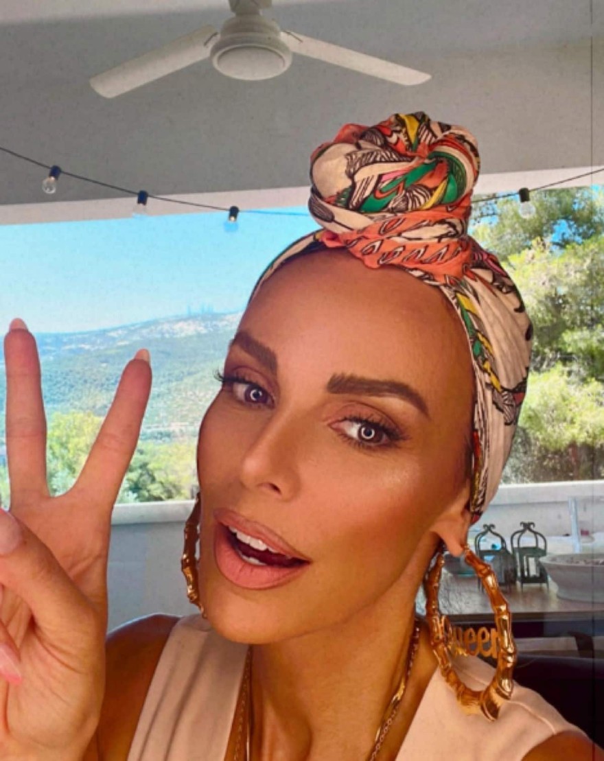 Μπέττυ Μαγγίρα γενέθλια γιορτή