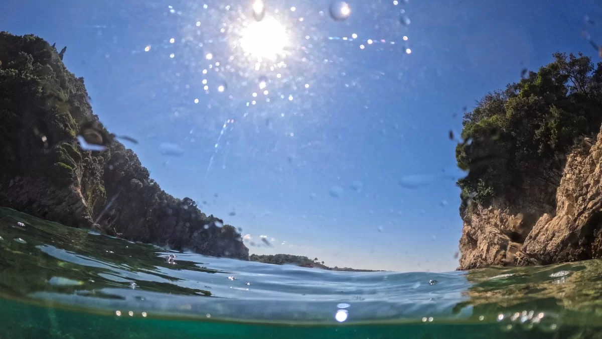 Πτώση θερμοκρασίας με βροχή - Προειδοποιεί η ΕΜΥ για σήμερα Τρίτη 8/8