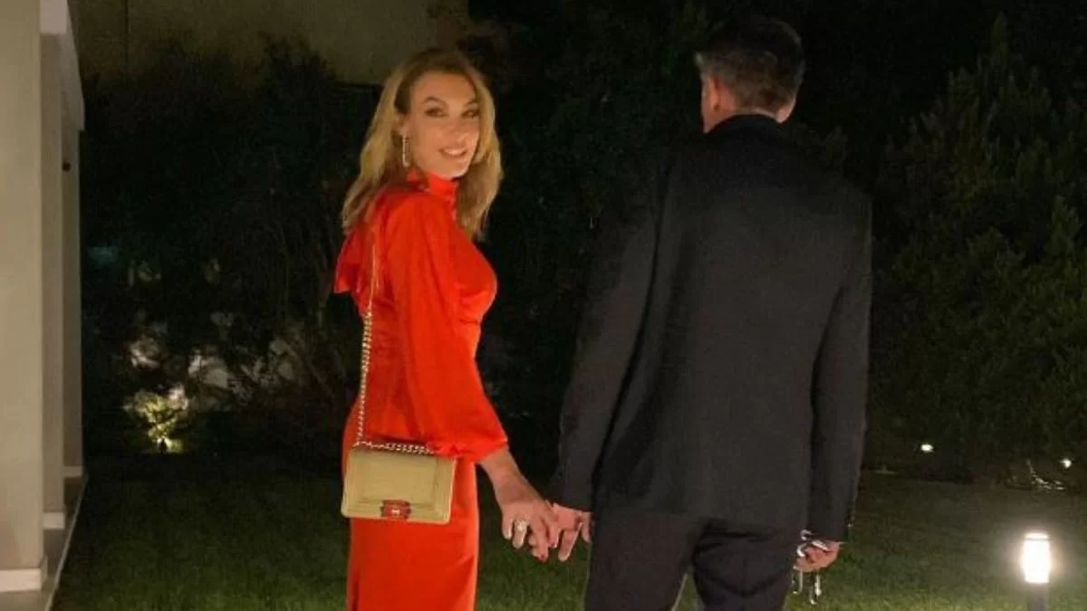 Διώροφη μονοκατοικία με πισίνα - Φωτογραφίες από το εξοχικό σπίτι Στεφανίδου και Ευαγγελάτου στην Χαλκίδα