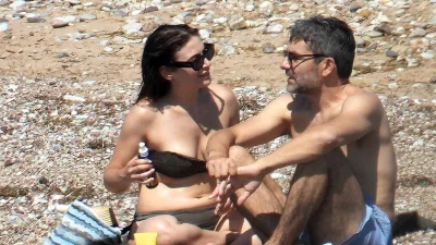 Πέτρος Λαγούτης: Με την Μάρθα Λαμπίρη Φεντόρουφ και τους γιους του στην παραλία - Αποκλειστικές φωτογραφίες από τις τρυφερές στιγμές