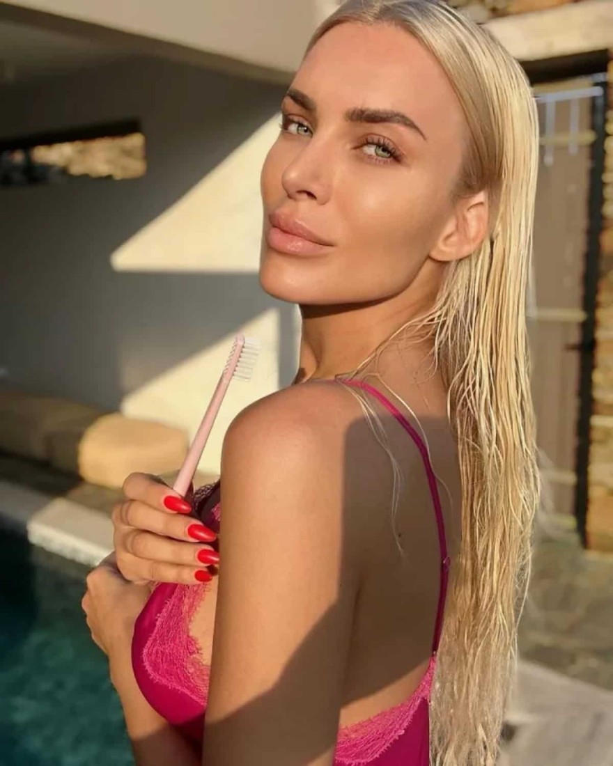 Κατερίνα Καινούργιου χωρίς μακιγιάζ