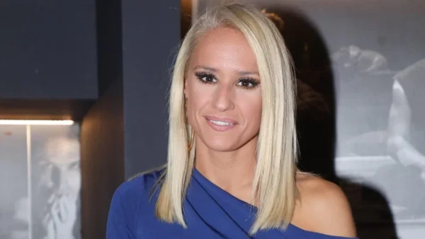 Αυτές οι στιγμές δεν βγήκαν ποτέ στον αέρα - "Χαμός" στο διαδίκτυο με βίντεο της Κατερίνας Παναγοπούλου από το δελτίο του MEGA