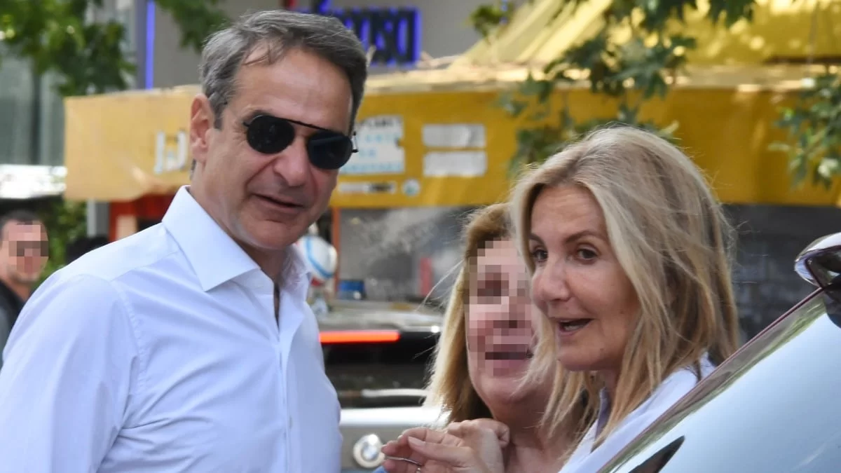 Ο Κυριάκος Μητσοτάκης πήρε τα... βουνά - Η φωτογραφία με την κόρη του από τα Λευκά Όρη