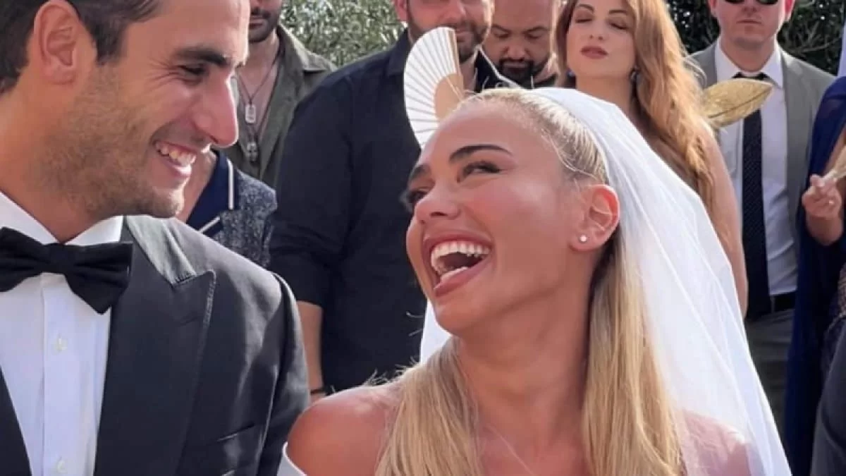 «Δεν είμαστε ακόμα στη φάση των...» - Η ζωή του Μάριου Καπότση ένα χρόνο μετά τον γάμο με την Κόνι Μεταξά