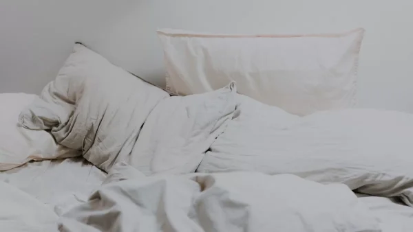 Το κάνουν άνθρωποι σε διάφορες χώρες για τύχη: Βάλε κάτω από το μαξιλάρι σου μία...