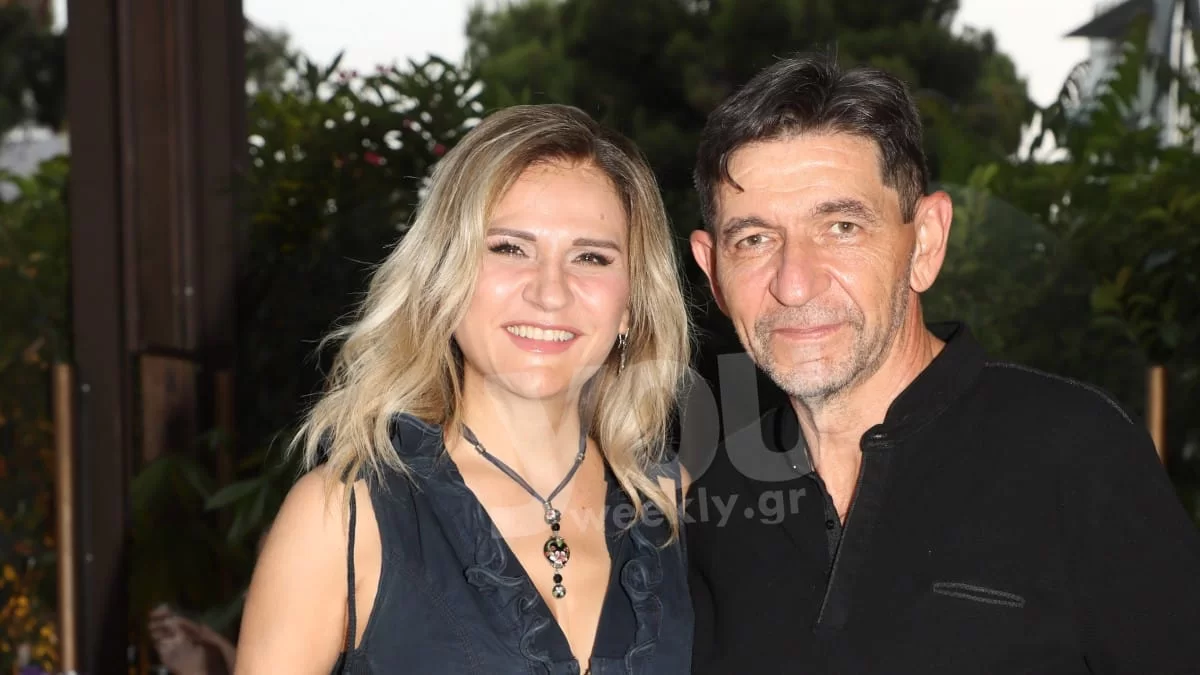 Έχουν πολλά στοιχεία και από τους δύο - Αυτές είναι οι 26χρονες δίδυμες κόρες του Γεράσιμου Σκιαδαρέση και της Μπέσσυς Μάλφα